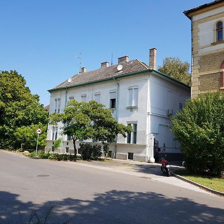 Szent Janos Apartman Makó Екстериор снимка